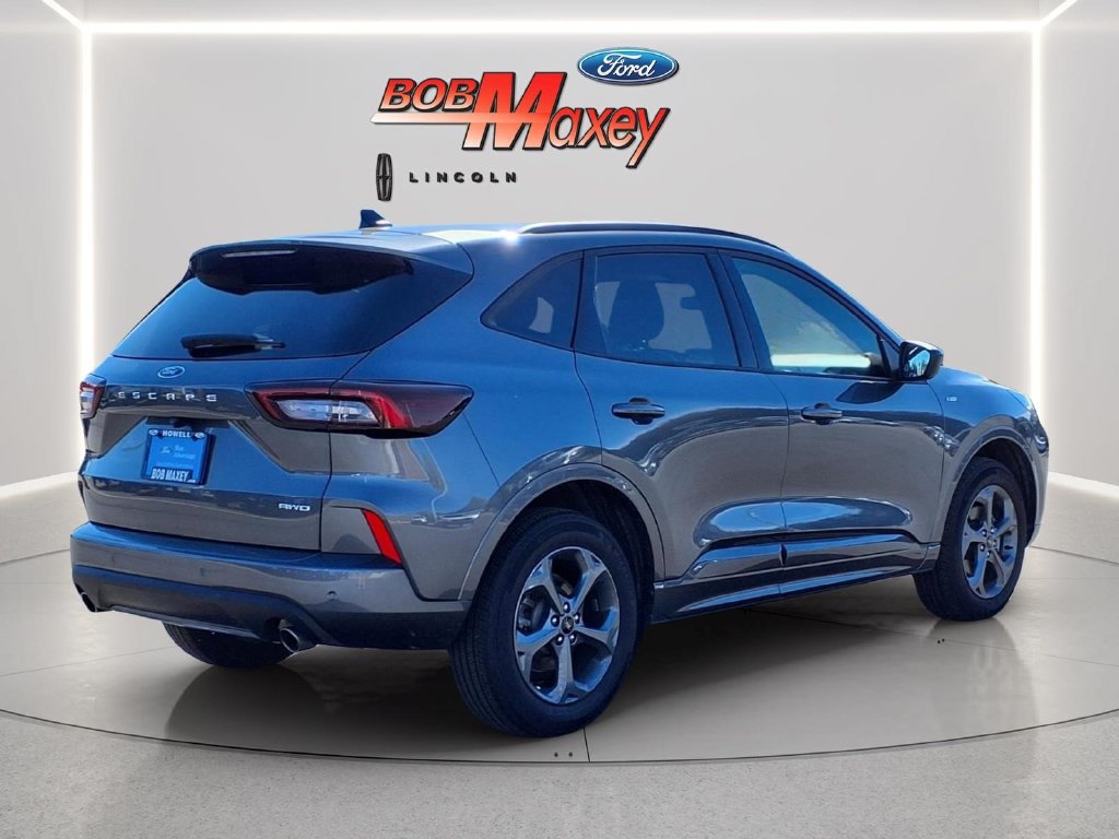 Used 2024 Ford Escape ST-Line w/ Tech Pack #1 AWD/4WD image 4