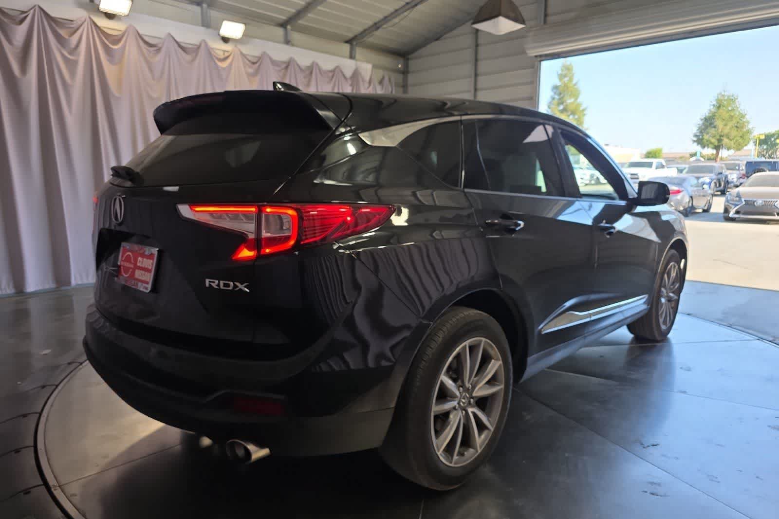 Used 2019 Acura RDX FWD w/ Technology Package image 3