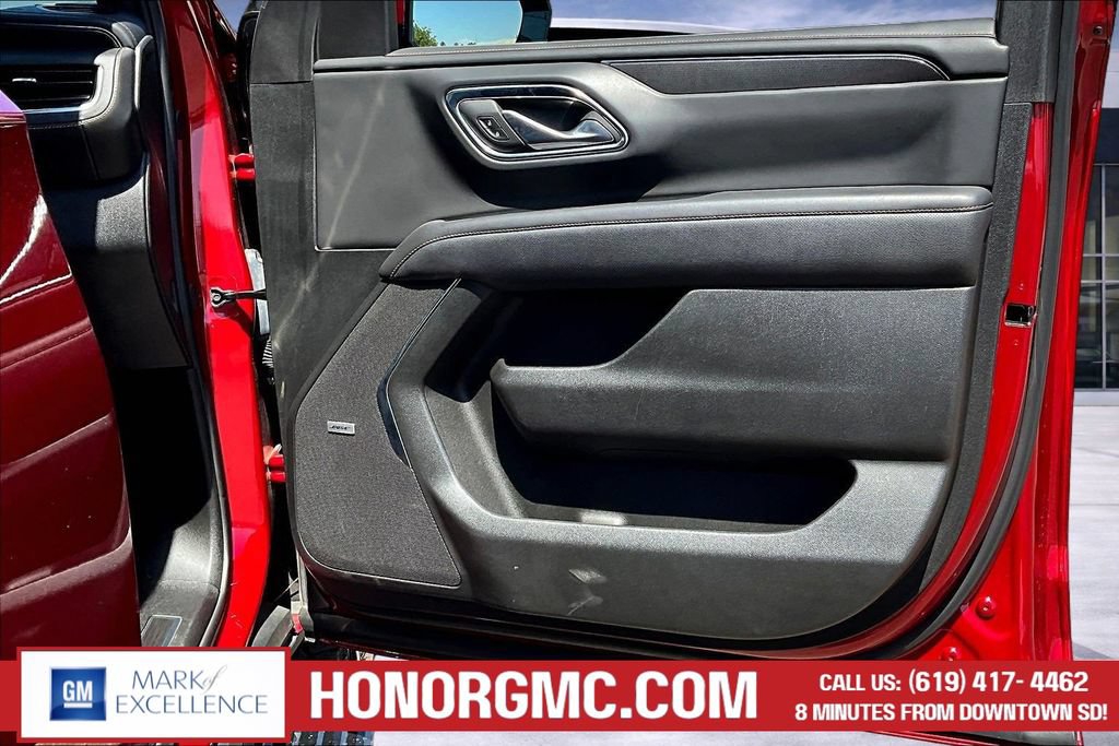Used 2024 GMC Yukon AT4 w/ AT4 Premium Plus Package AWD/4WD image 29