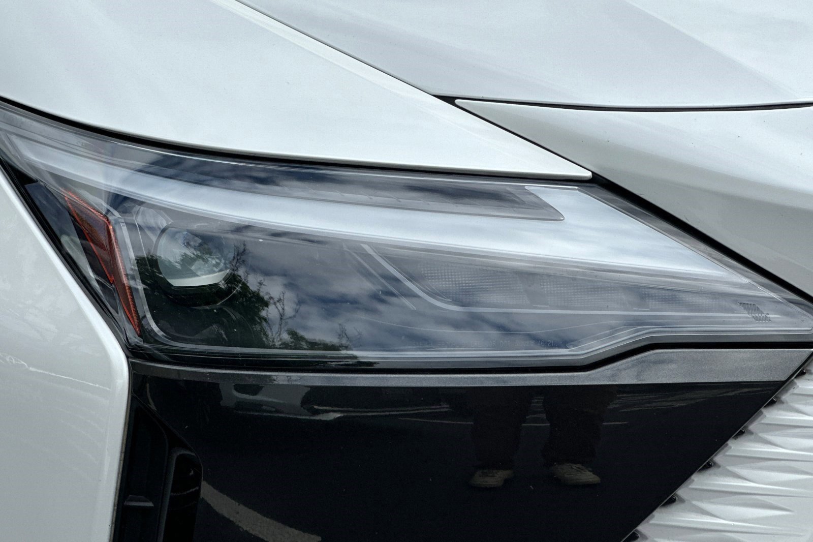Used 2024 Lexus RZ 300e Premium FWD image 12