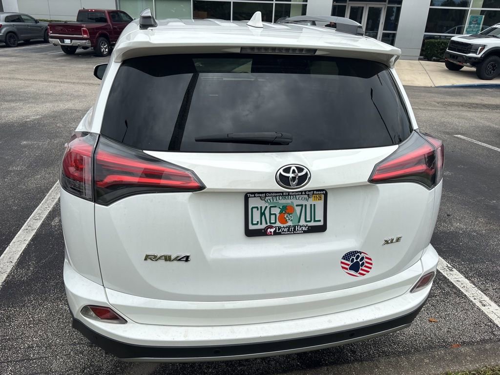 Used 2017 Toyota RAV4 XLE FWD image 19