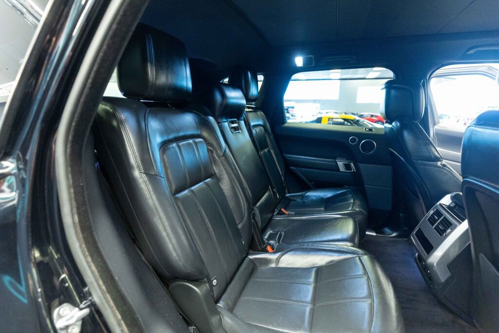 Used 2019 Land Rover Range Rover Sport HSE image 16