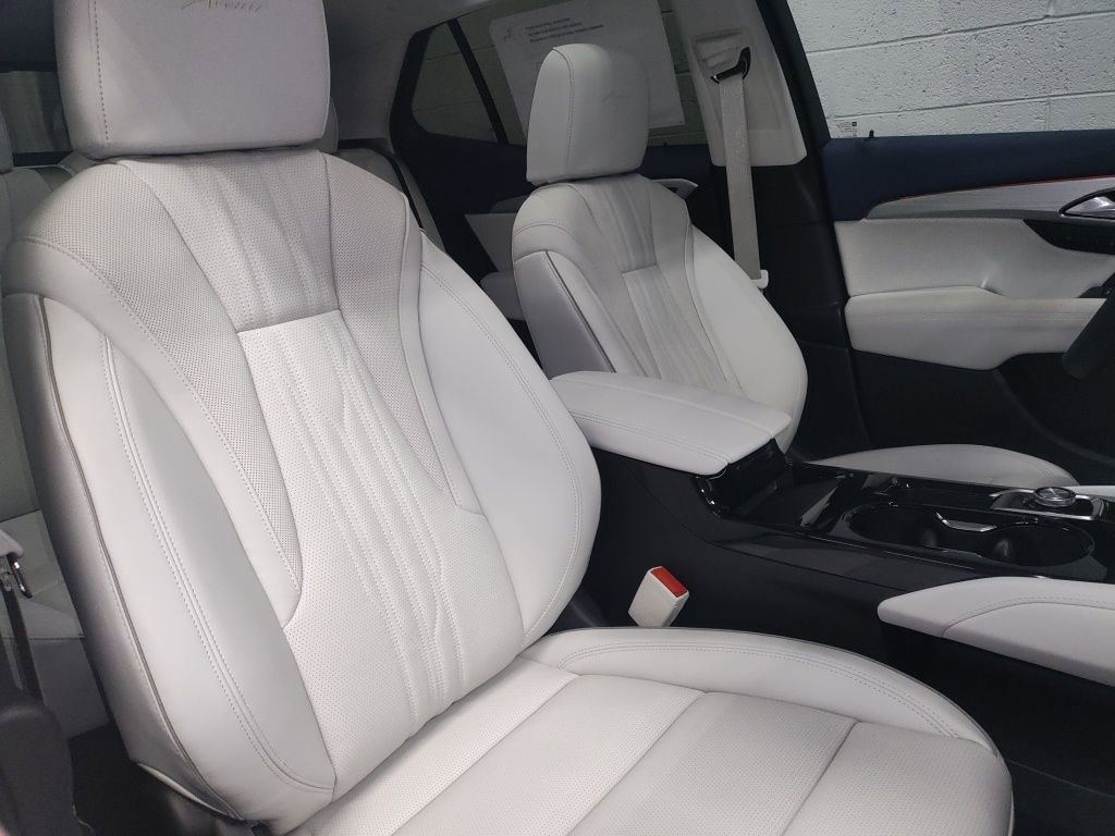 New 2026 Buick Envision Avenir image 9