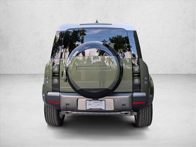 New 2026 Land Rover Defender 110 S image 7