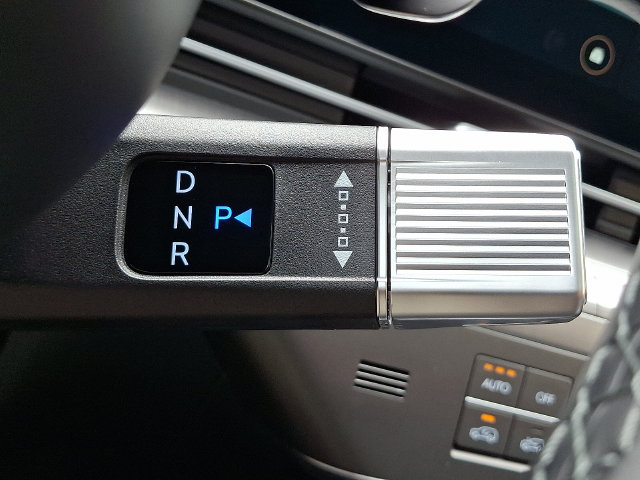 New 2027 Hyundai Kona Limited AWD/4WD image 15