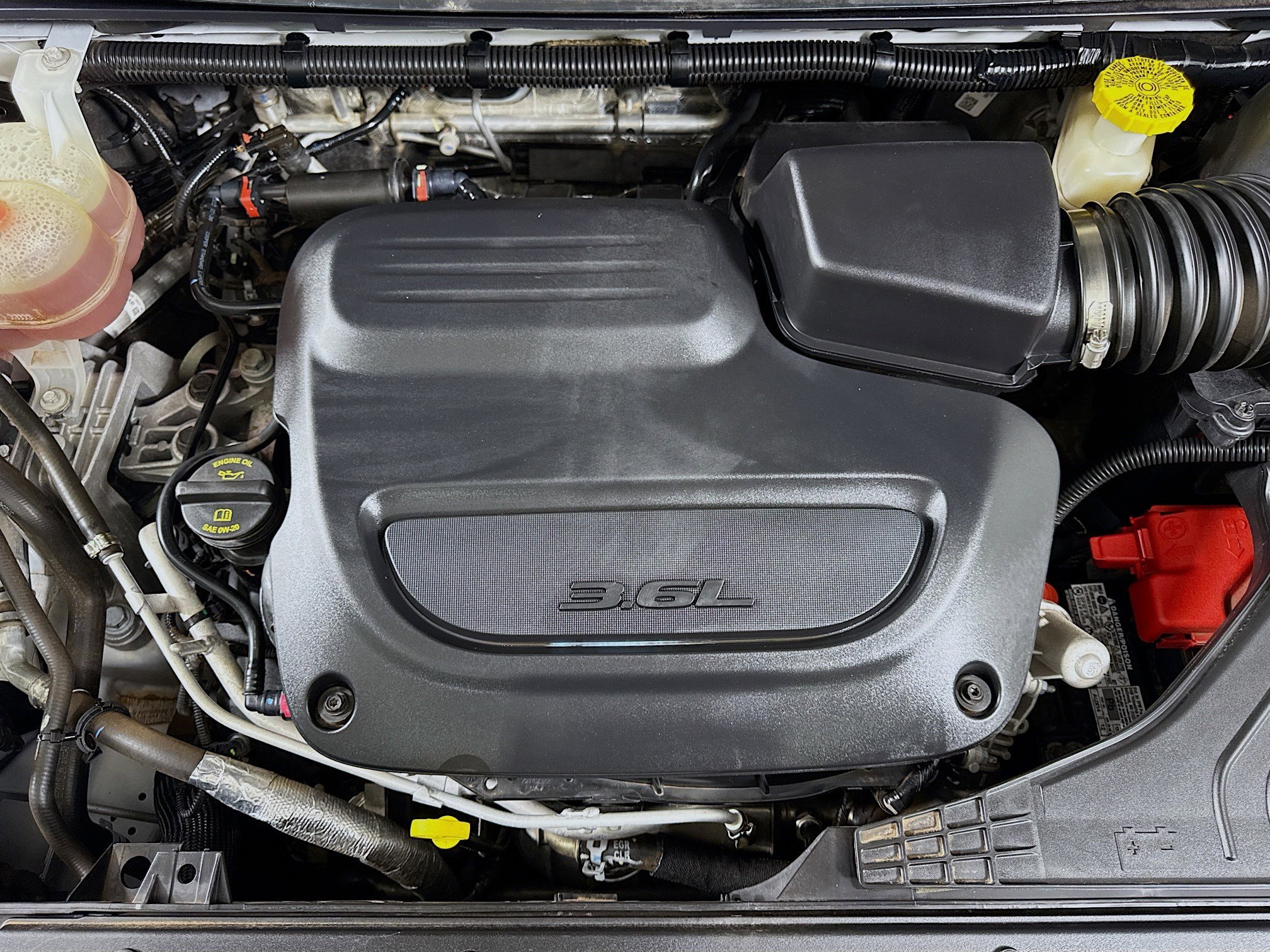 Used 2022 Chrysler Voyager LX FWD image 39