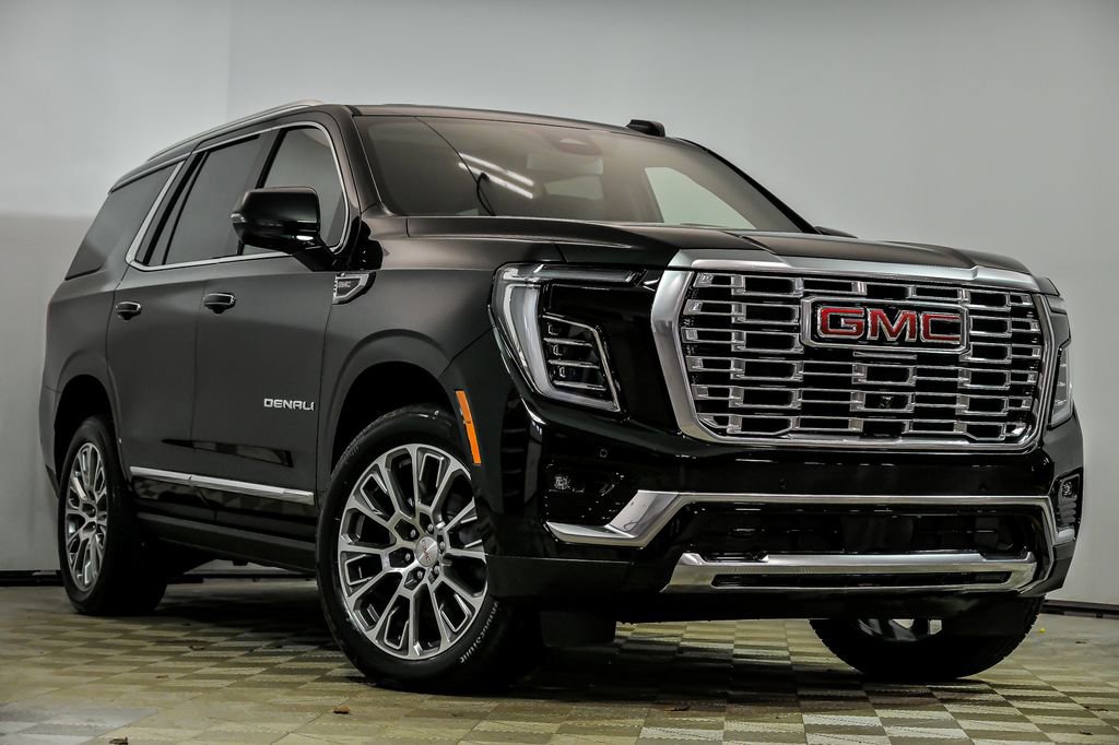 New 2026 GMC Yukon Denali w/ Sun & Power Step Package