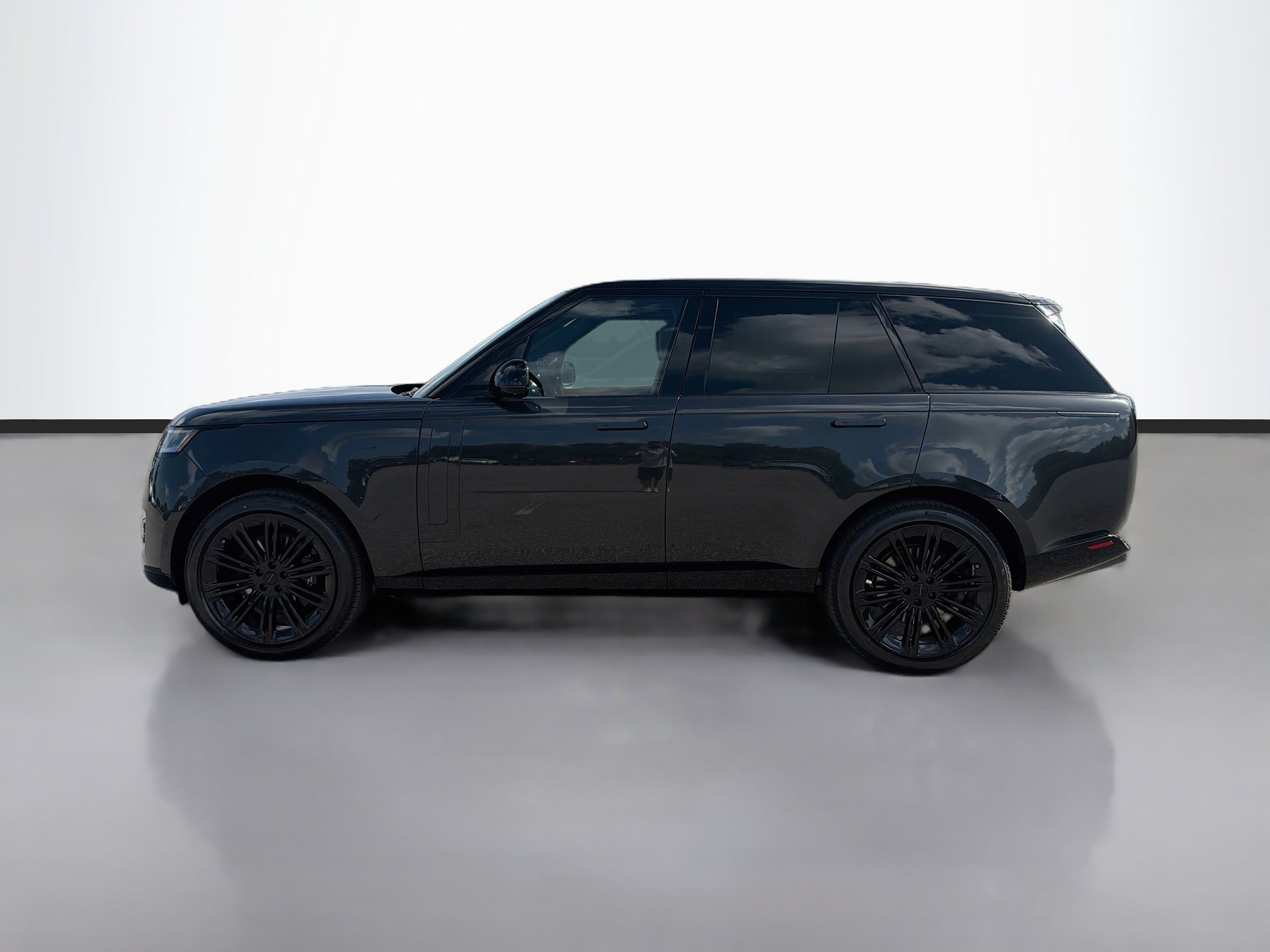 New 2026 Land Rover Range Rover SE AWD/4WD image 2