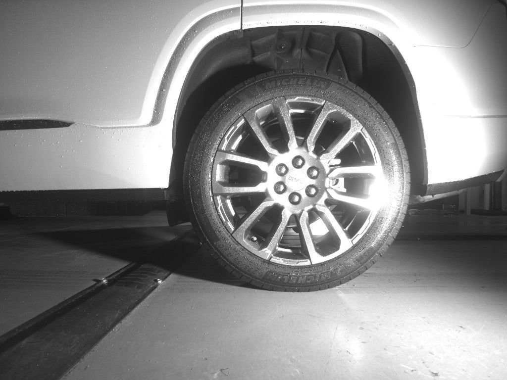 Used 2023 GMC Acadia Denali w/ Denali Technology Package FWD image 20