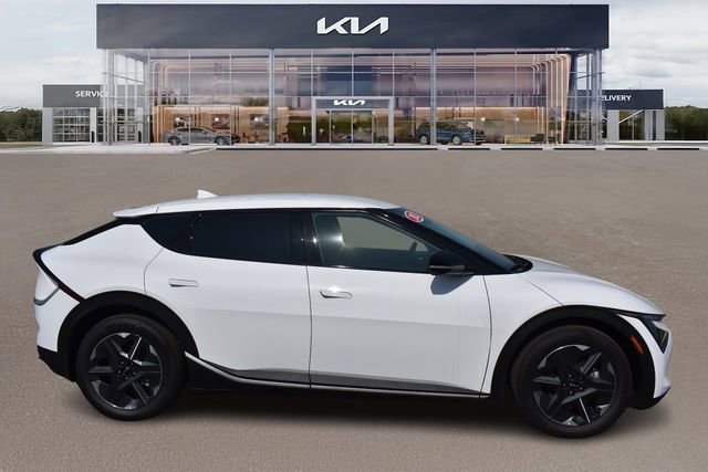 New 2025 Kia EV6 Light image 2