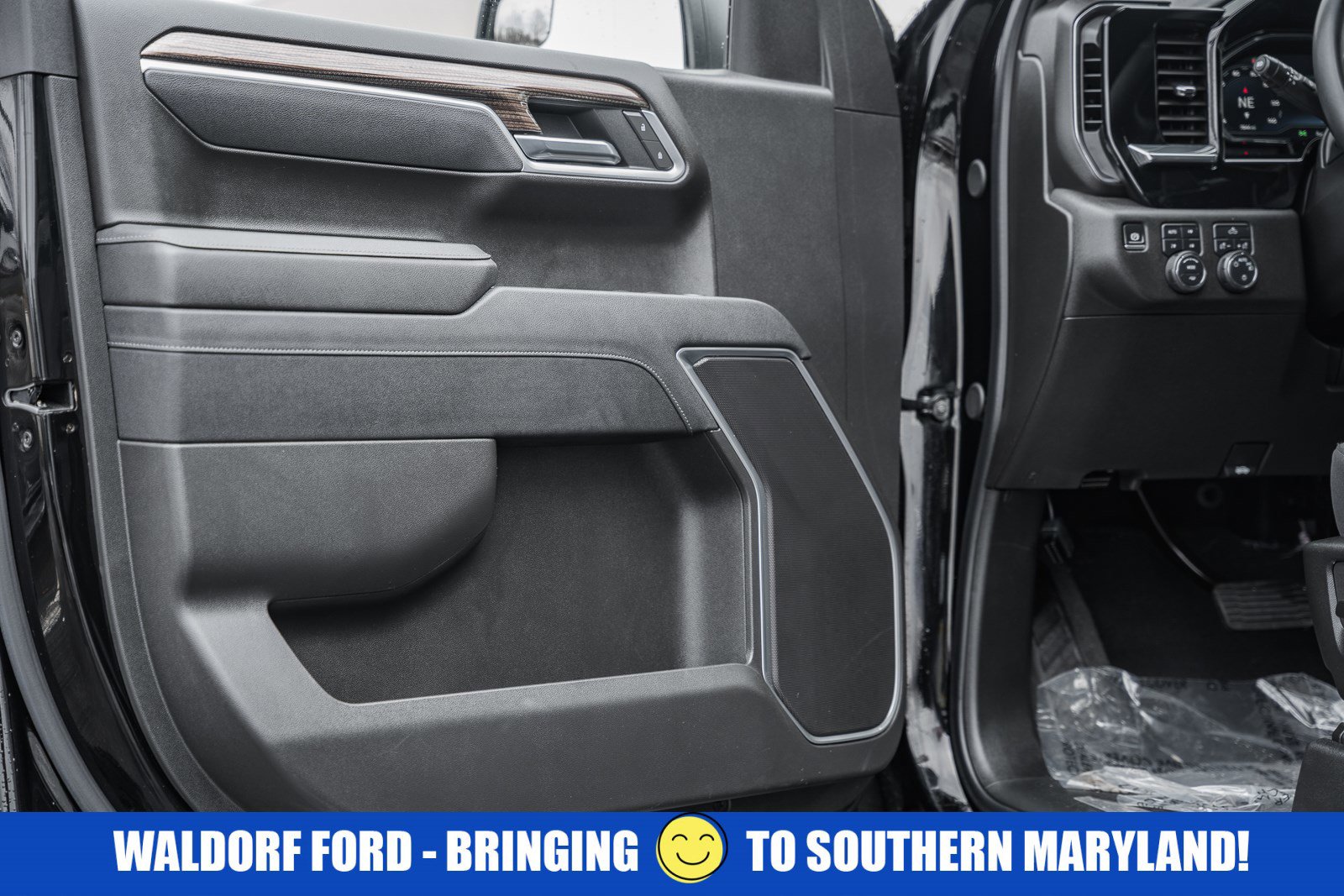 Used 2025 Chevrolet Silverado 1500 LT w/ All Star Edition Plus image 40