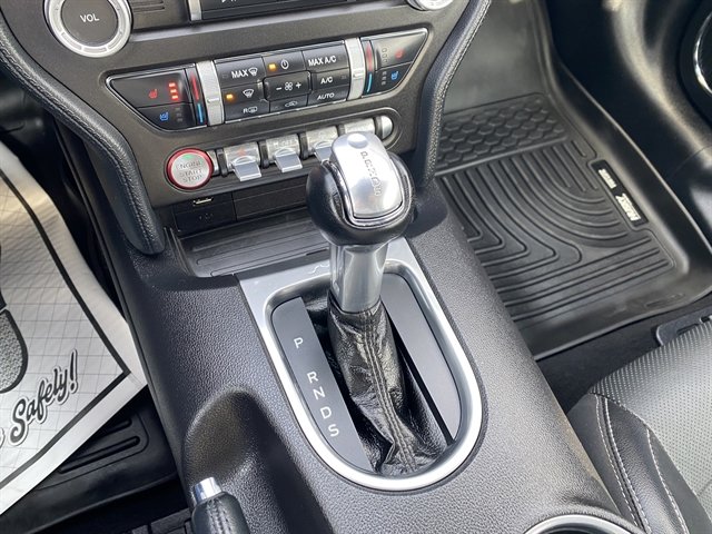 Used 2020 Ford Mustang Premium image 20