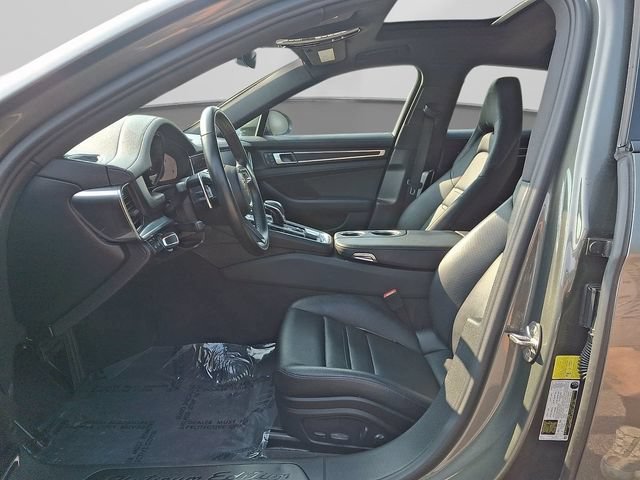 Used 2023 Porsche Panamera RWD image 16