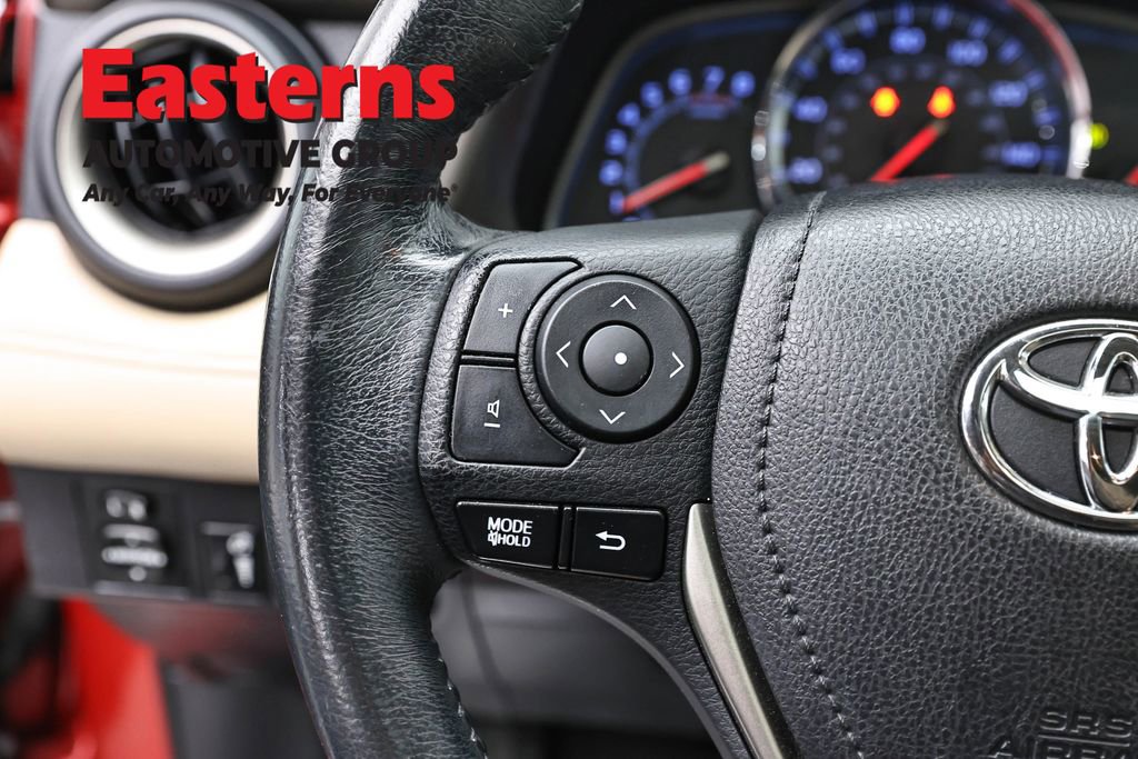 Used 2015 Toyota RAV4 Limited image 15