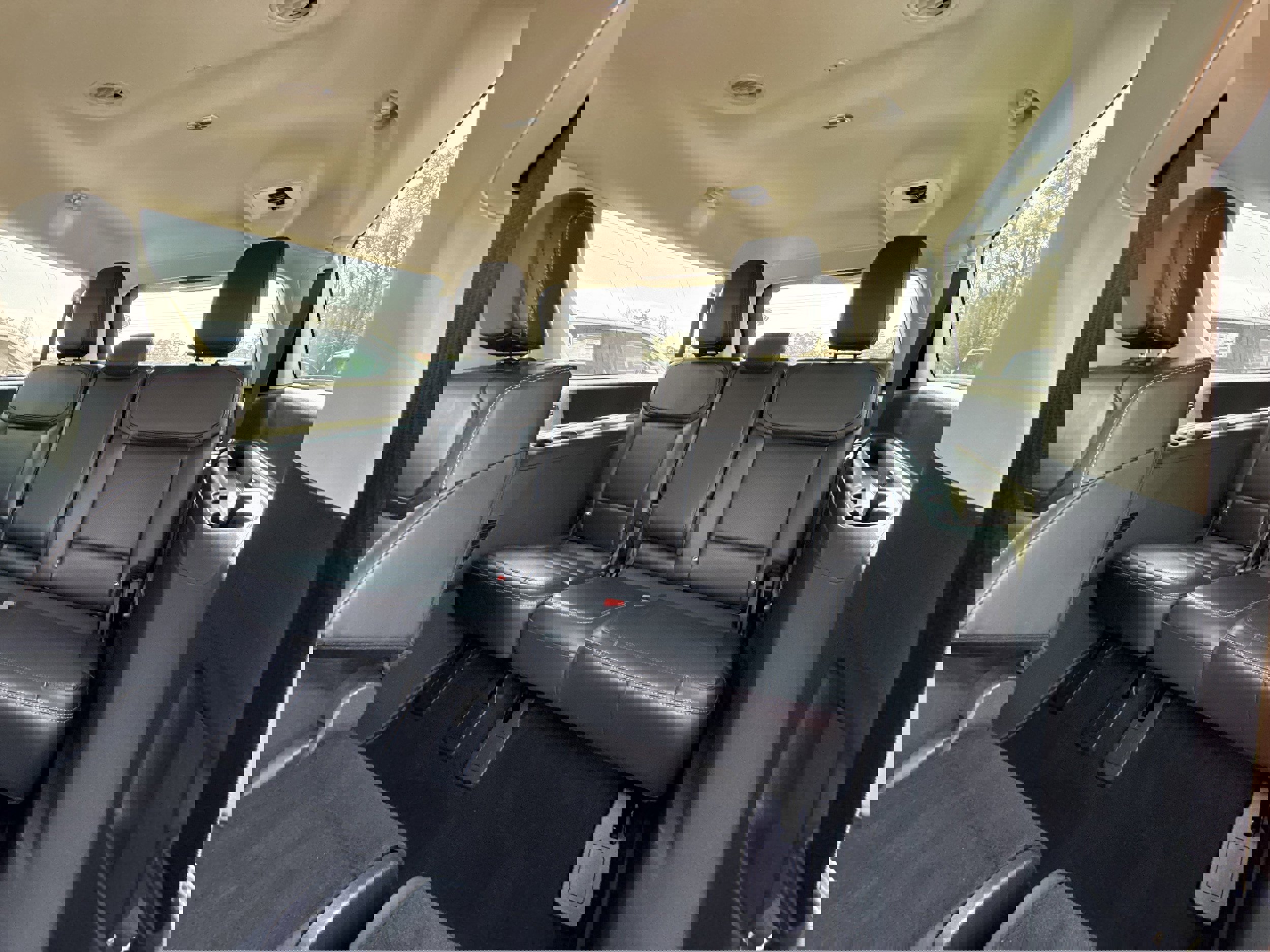 Used 2025 Ford Expedition Max Platinum image 28