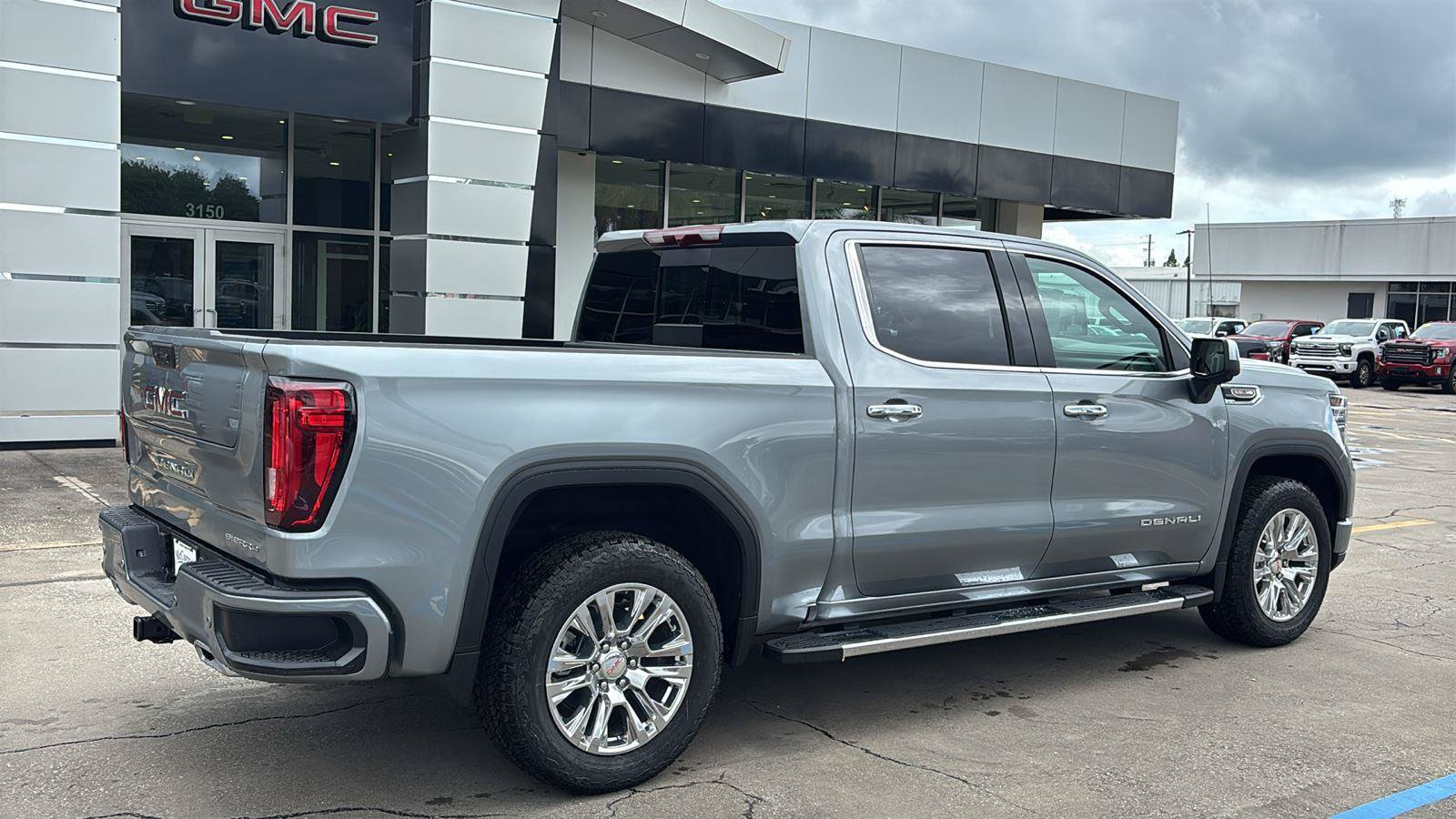 New 2026 GMC Sierra 1500 Denali AWD/4WD image 8