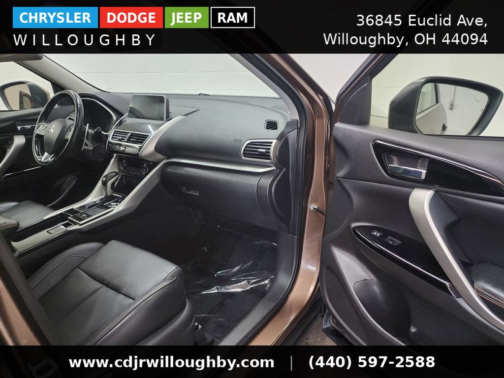 Used 2019 Mitsubishi Eclipse Cross SEL AWD/4WD image 36