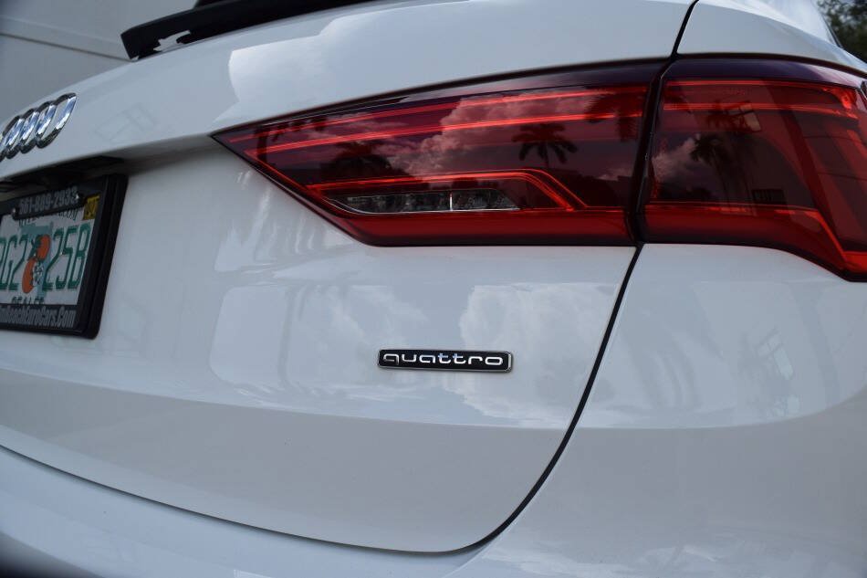 Used 2020 Audi Q3 2.0T Premium w/ Convenience Package AWD/4WD image 22