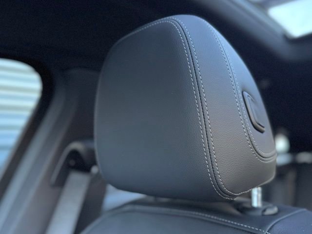 Used 2023 BMW X4 M40i image 31