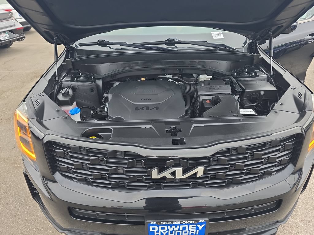 Used 2022 Kia Telluride SX w/ Nightfall Edition Package AWD/4WD image 21