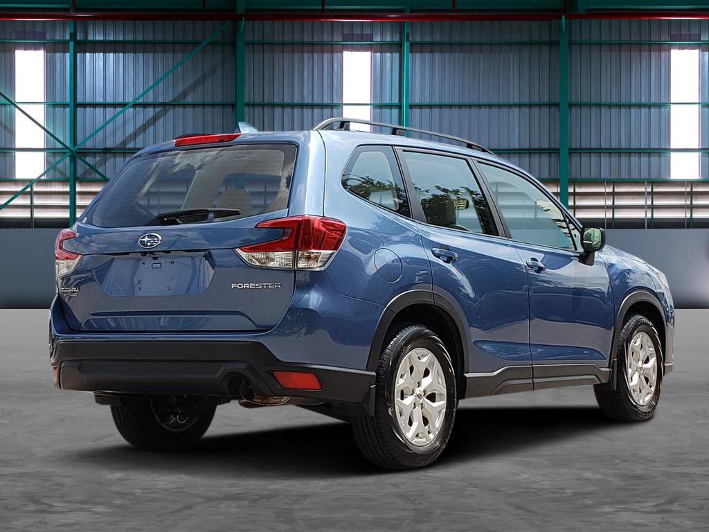 Used 2023 Subaru Forester AWD/4WD image 5