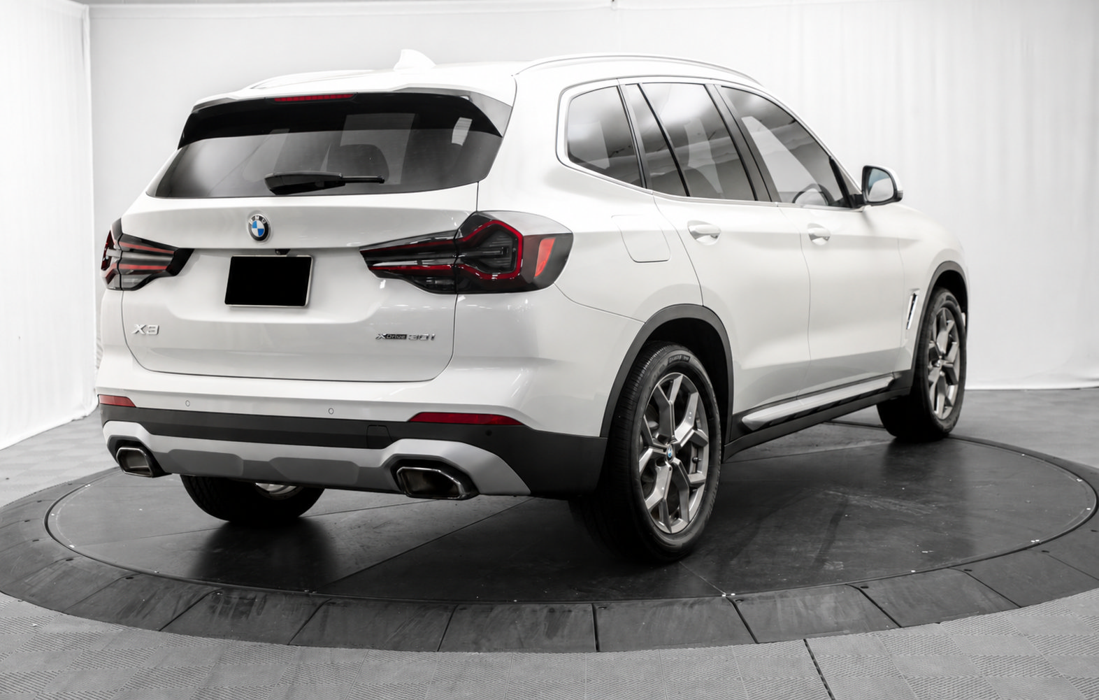 Used 2022 BMW X3 xDrive30i AWD/4WD image 9