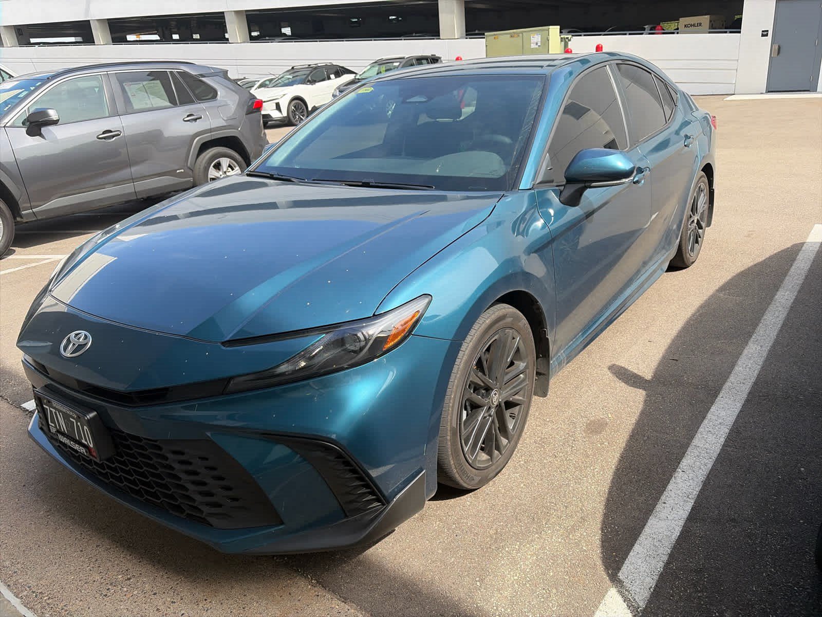 Used 2026 Toyota Camry SE w/ Convenience Package FWD image 3