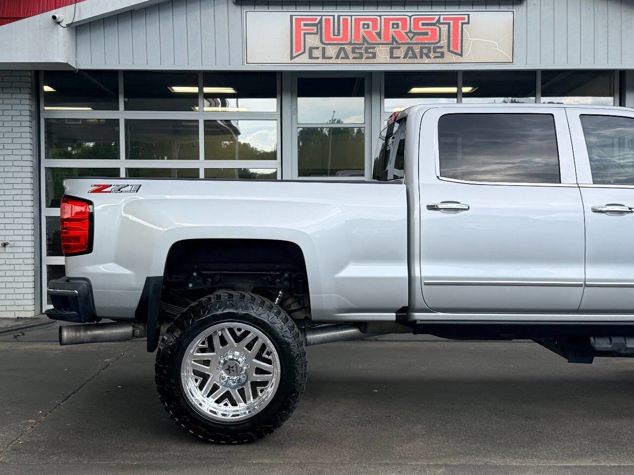 Used 2019 Chevrolet Silverado 3500 LTZ w/ Duramax Plus Package AWD/4WD image 11