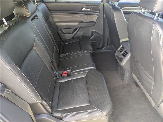 Used 2022 Volkswagen Atlas Cross Sport SE image 21