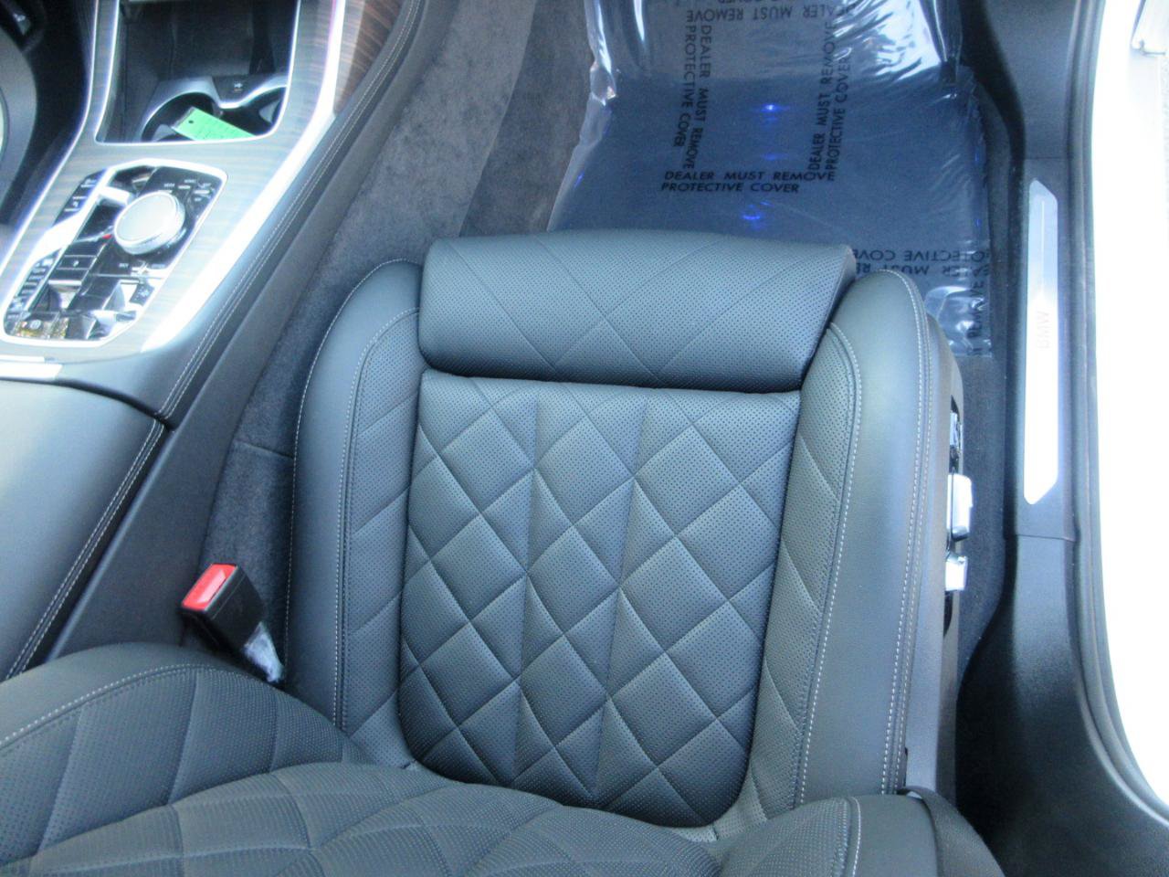 Used 2025 BMW X7 xDrive40i w/ Premium Package AWD/4WD image 32