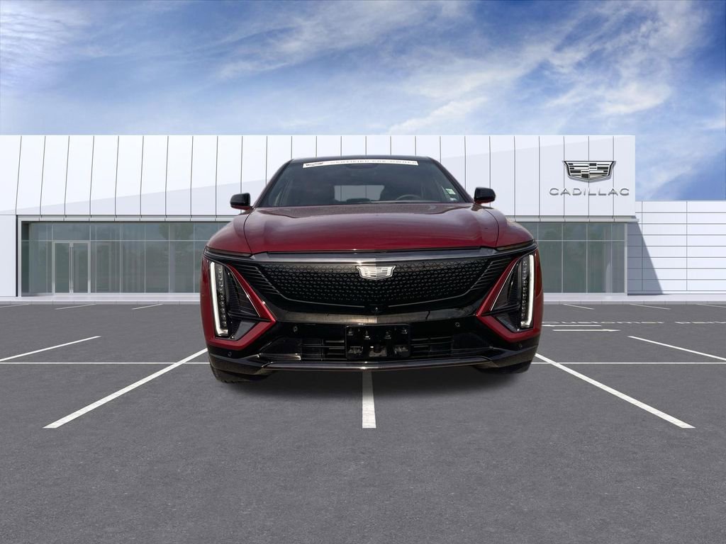 Certified 2024 Cadillac Lyriq Sport AWD/4WD image 3