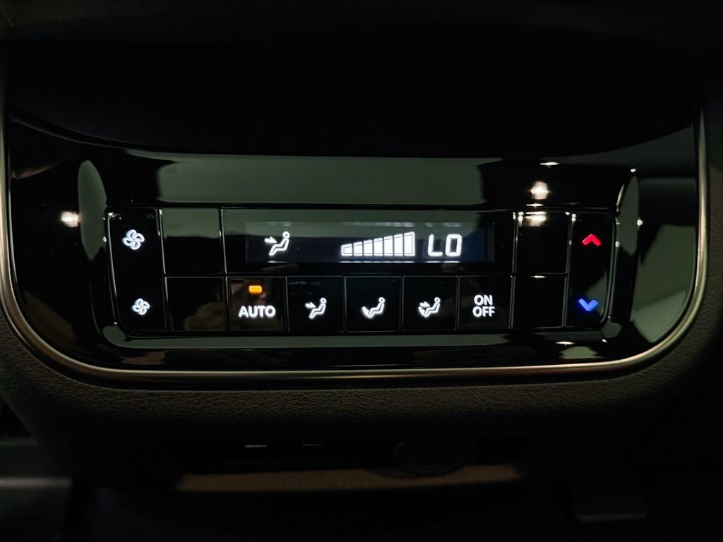 New 2026 Nissan Armada NISMO AWD/4WD image 32