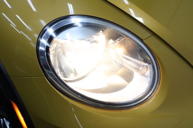 Used 2016 Volkswagen Beetle 1.8T Dune FWD image 24