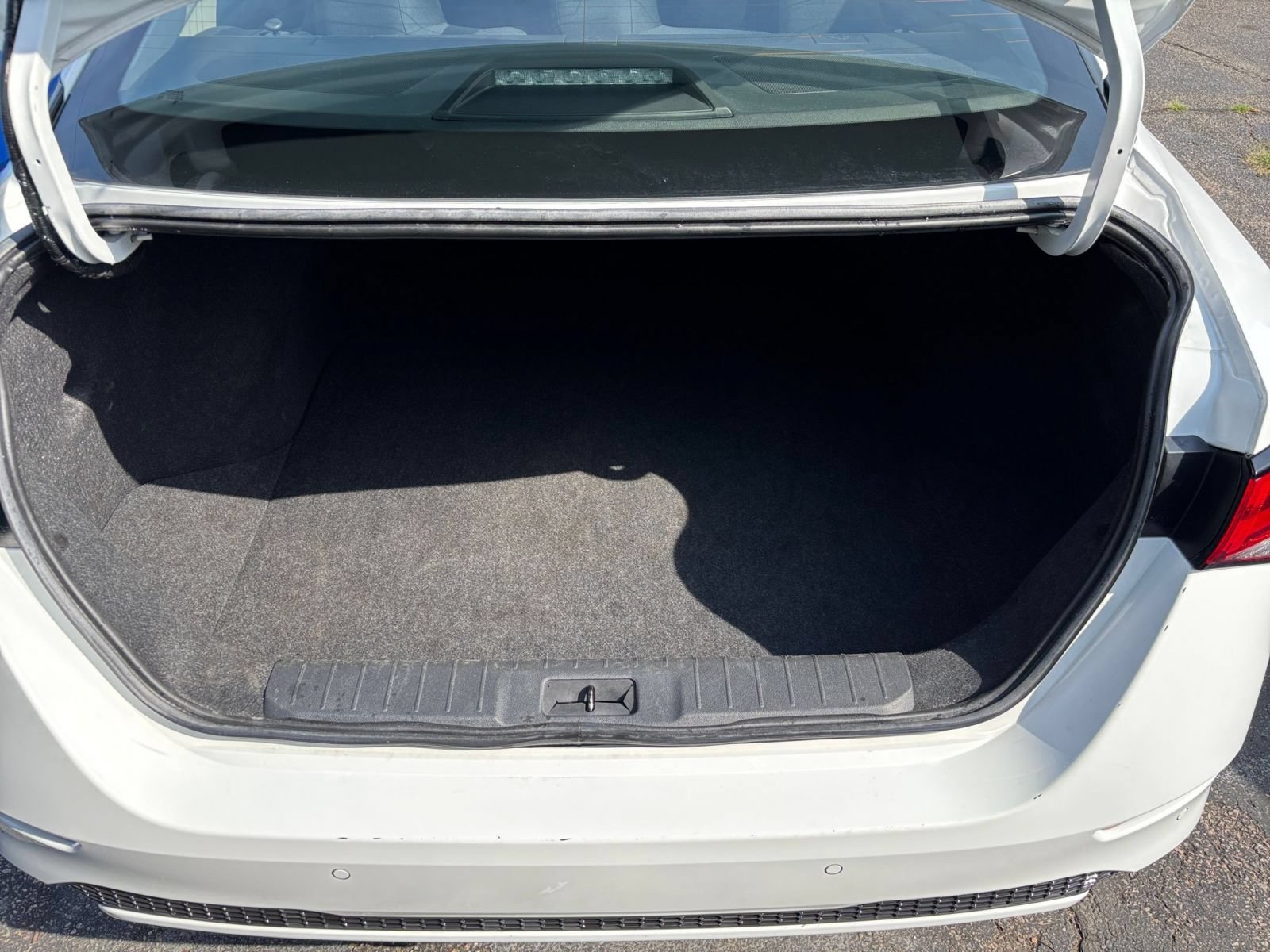 Used 2025 Nissan Sentra S FWD image 24