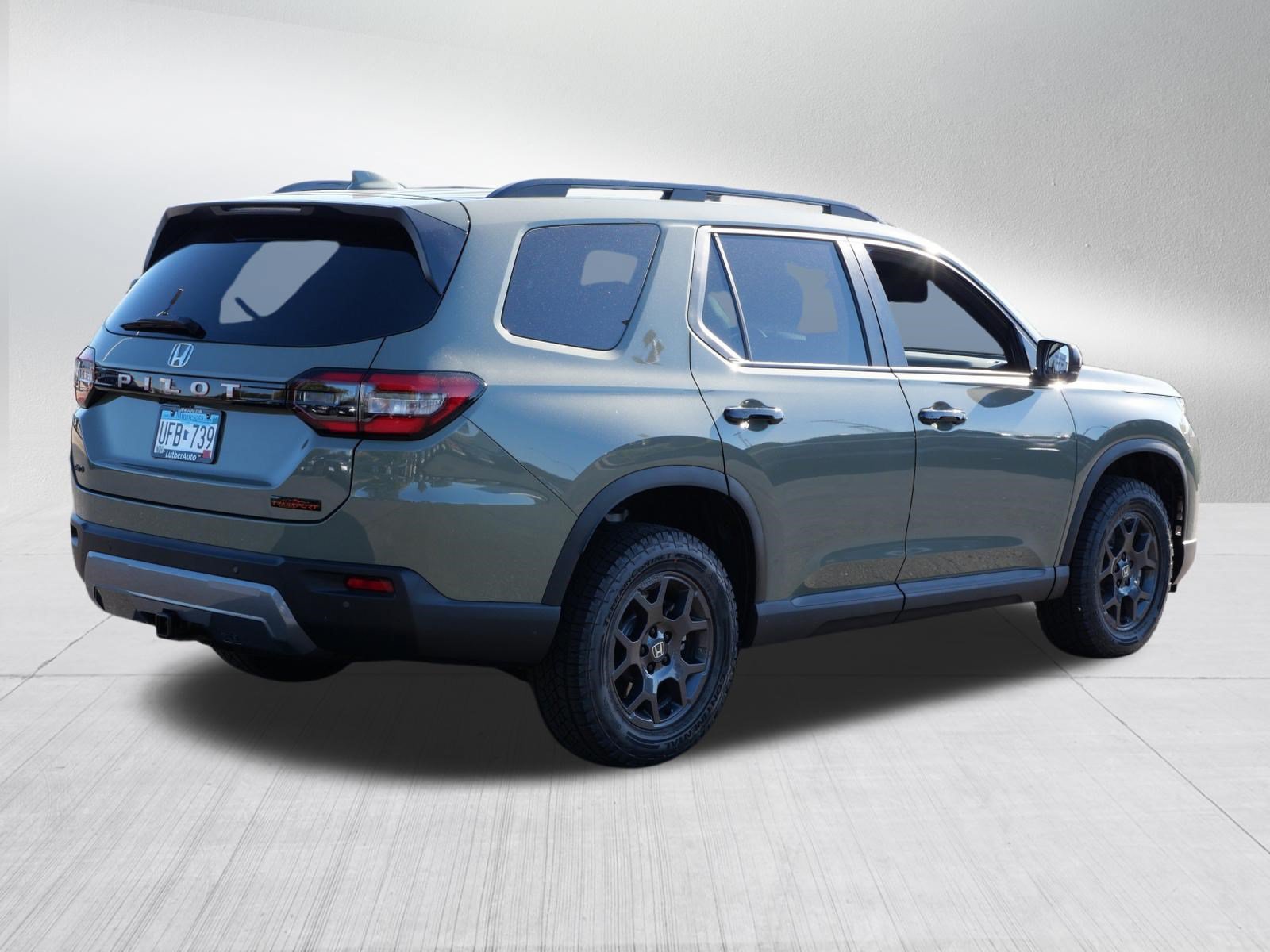 Certified 2026 Honda Pilot TrailSport image 7