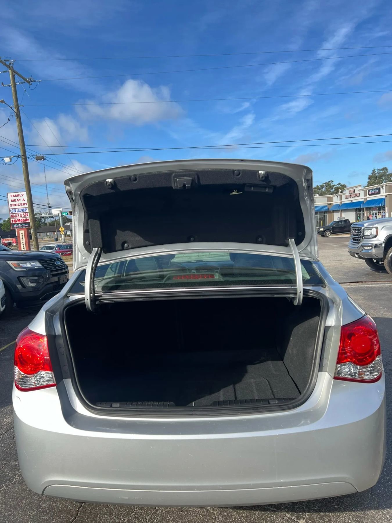 Used 2014 Chevrolet Cruze LT image 19