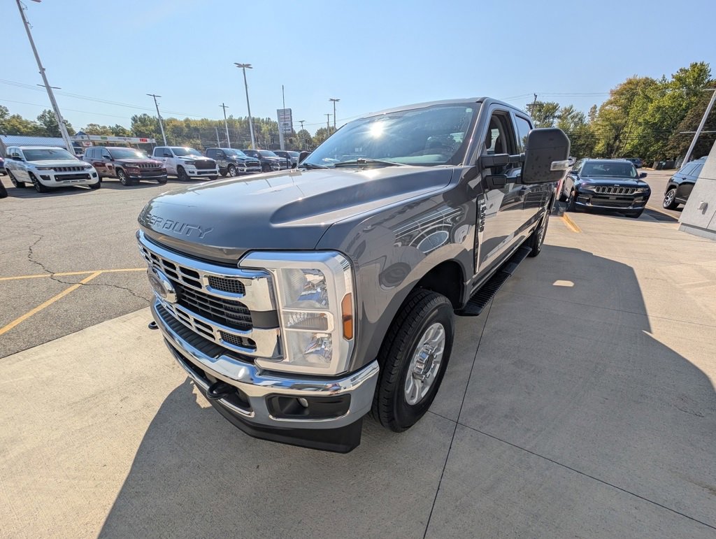 Used 2024 Ford F250 XLT image 9