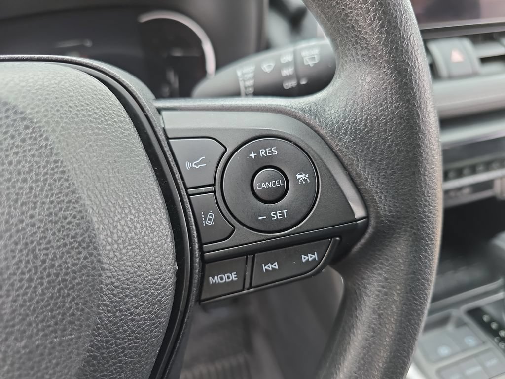 Used 2023 Toyota RAV4 LE FWD image 18
