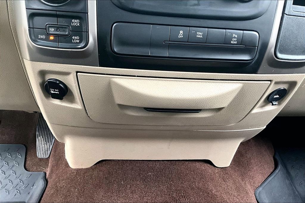 Used 2017 RAM 1500 Classic SLT image 16