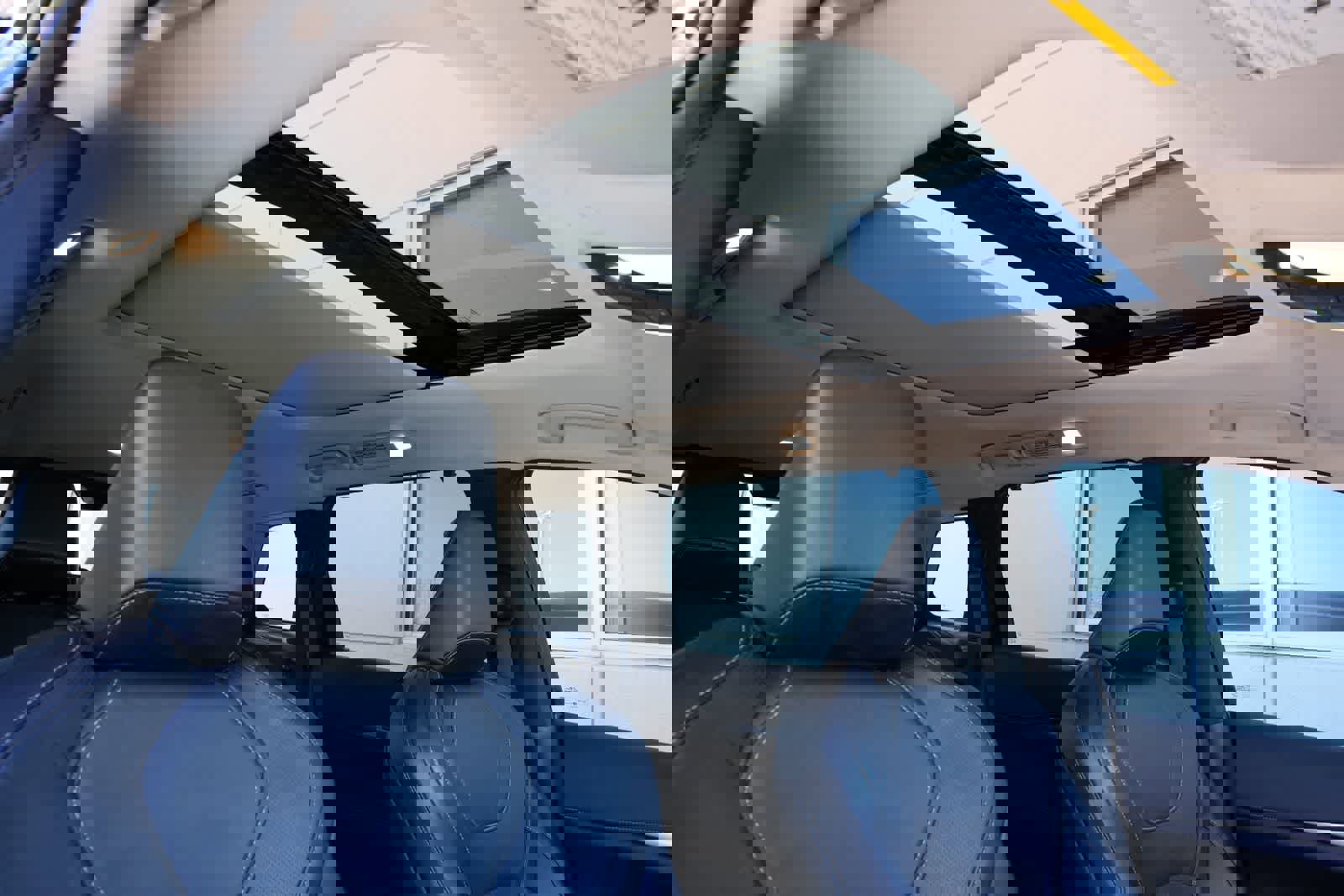 Certified 2023 INFINITI QX60 Luxe w/ Vision Package image 21