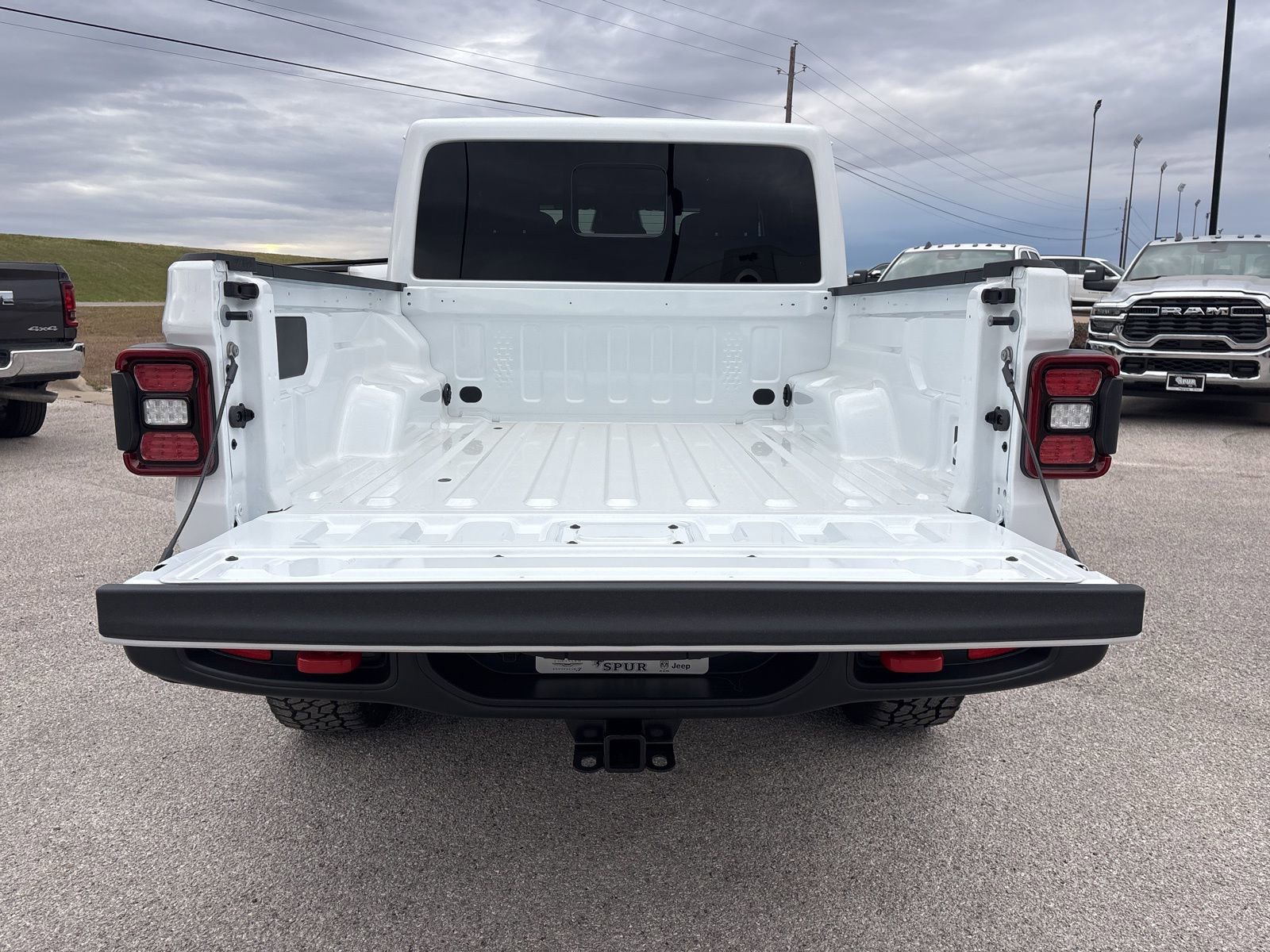 New 2026 Jeep Gladiator Rubicon AWD/4WD image 21