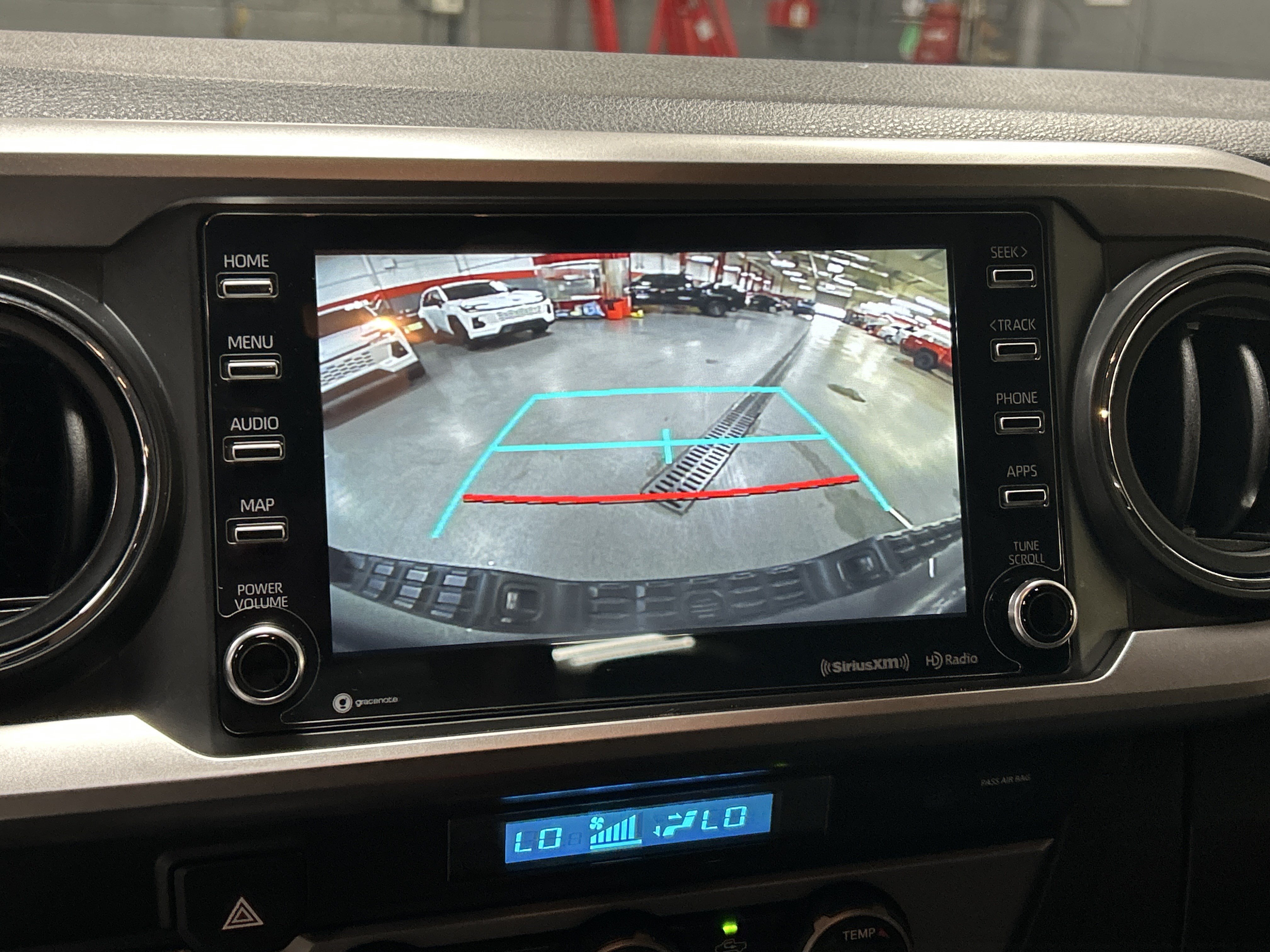 Used 2023 Toyota Tacoma SR5 AWD/4WD image 25