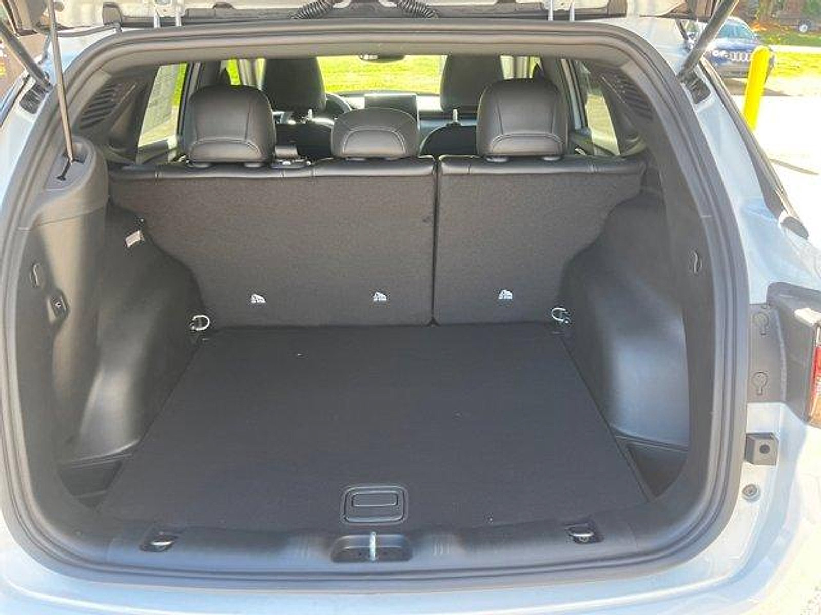 New 2026 Jeep Compass Limited image 16