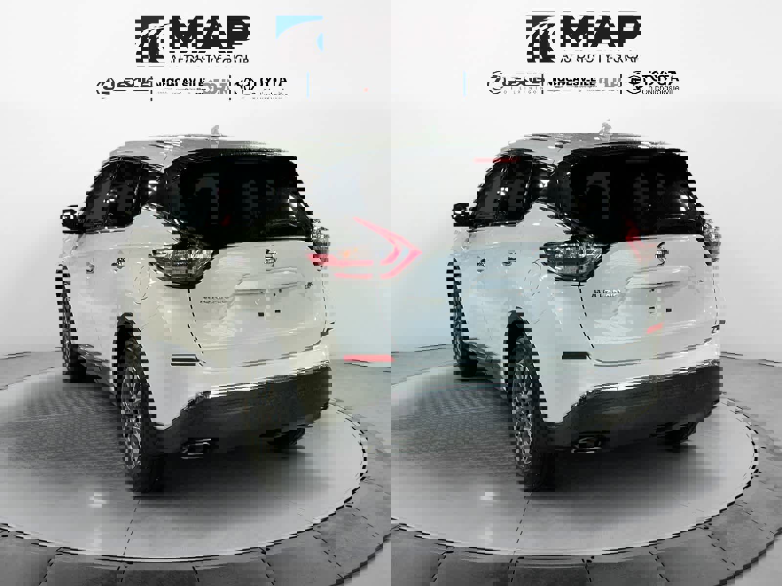 Used 2018 Nissan Murano S image 2