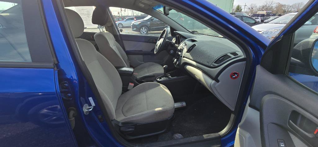 Used 2010 Kia Forte EX image 20