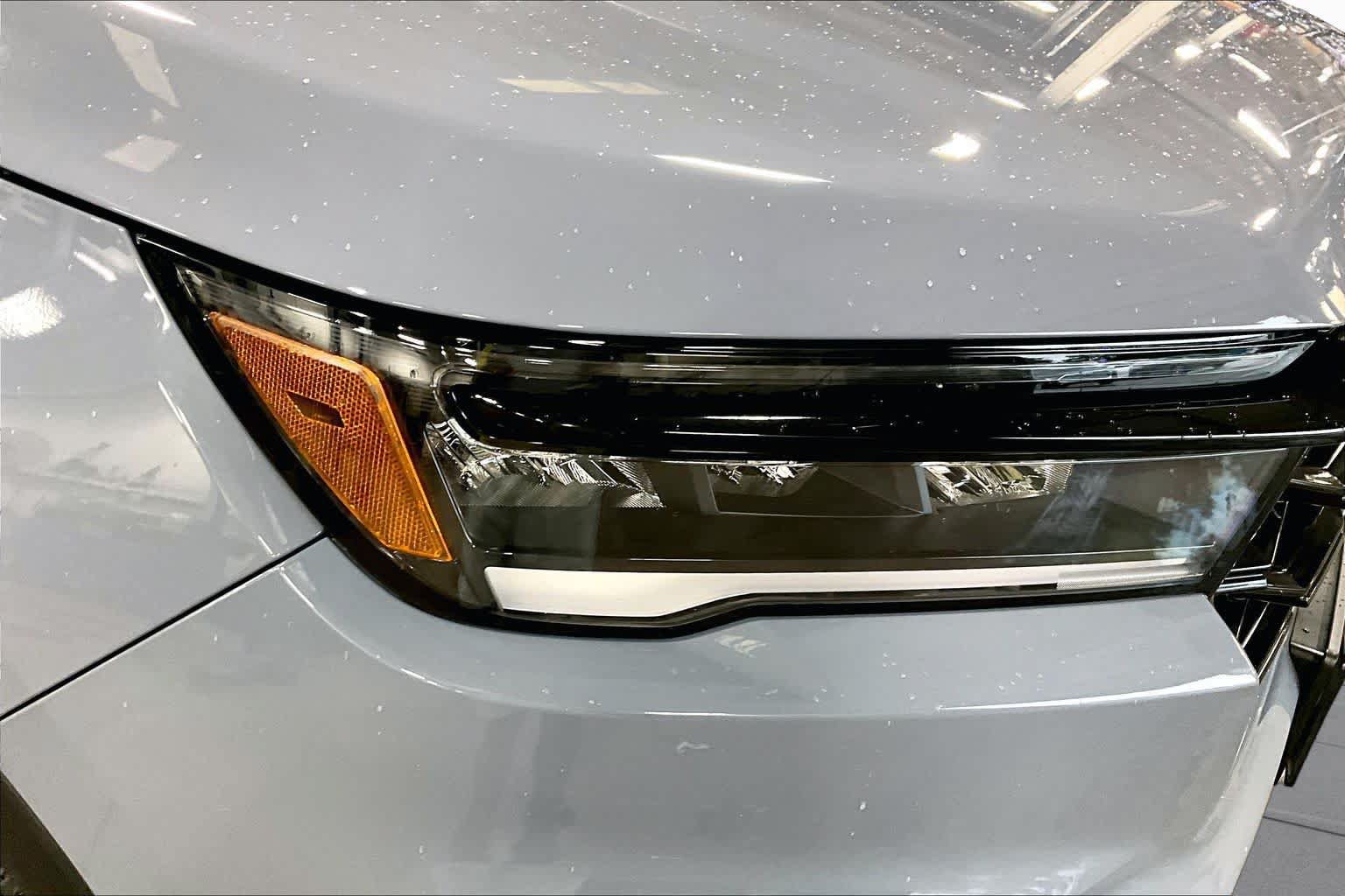 Used 2025 Honda Pilot TrailSport image 26