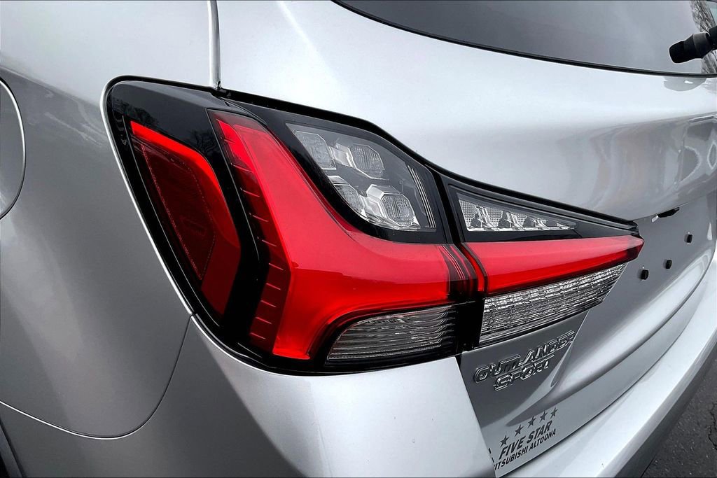 Used 2024 Mitsubishi Outlander Sport LE image 28