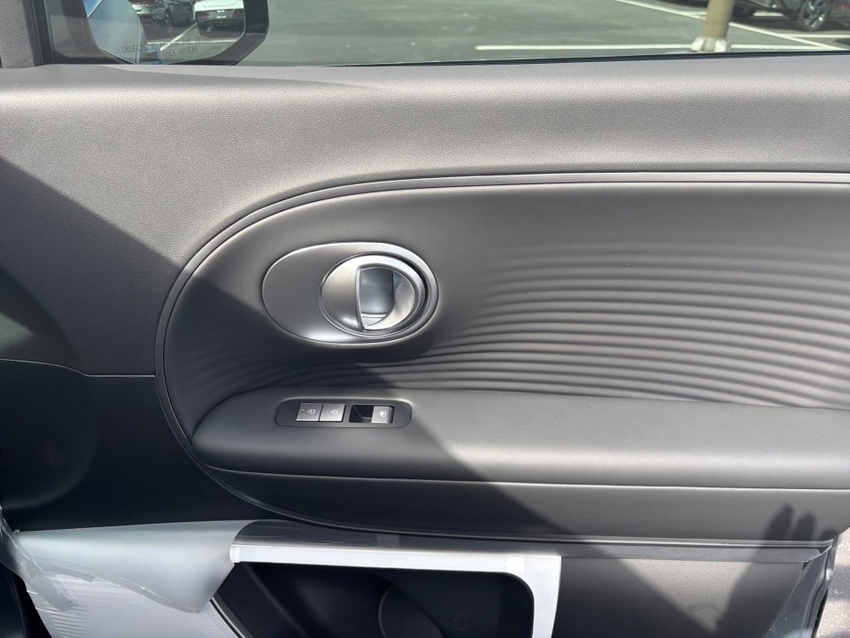 New 2026 Hyundai Ioniq 9 Limited image 31