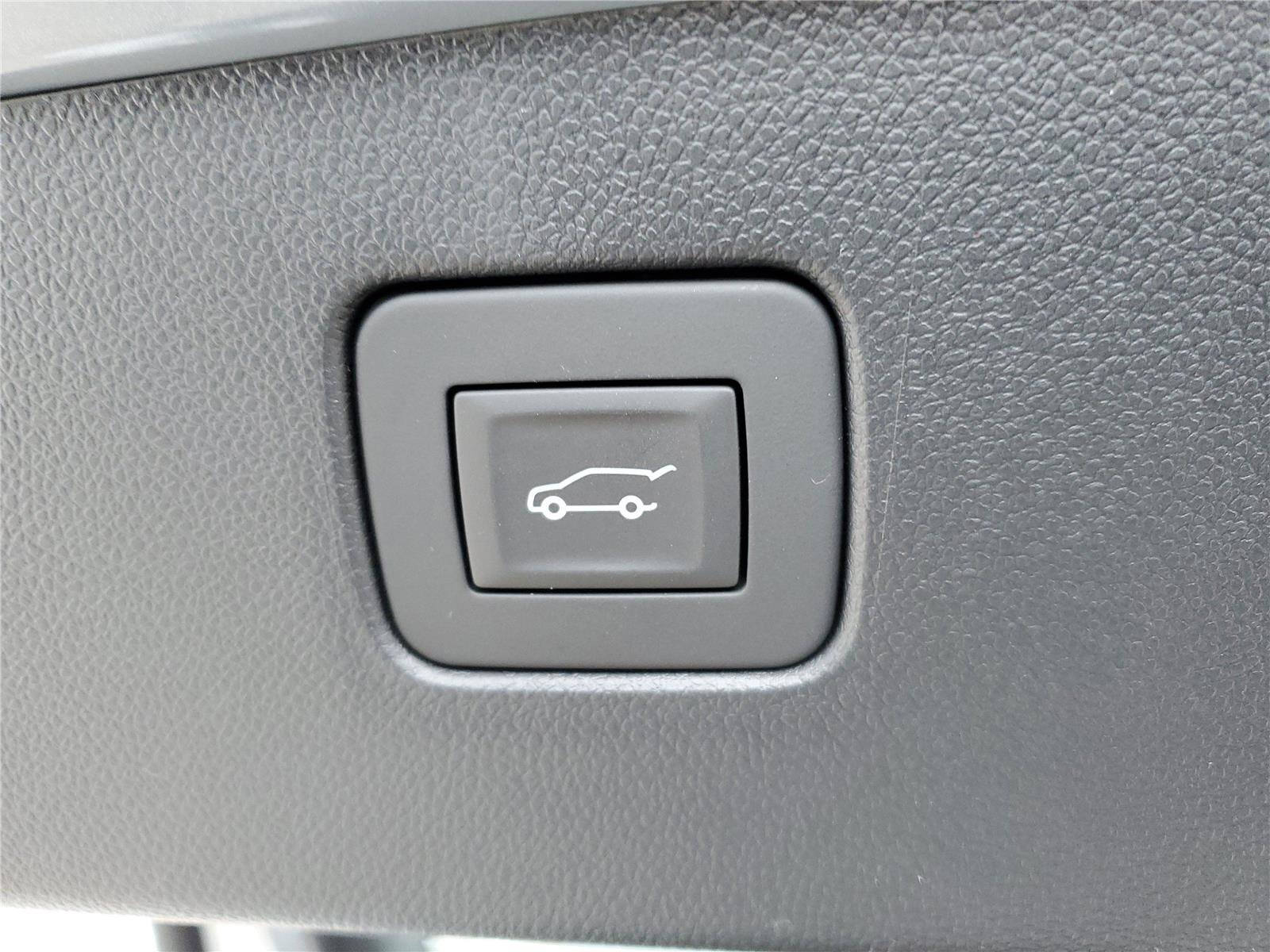 New 2026 Buick Envista Avenir image 8