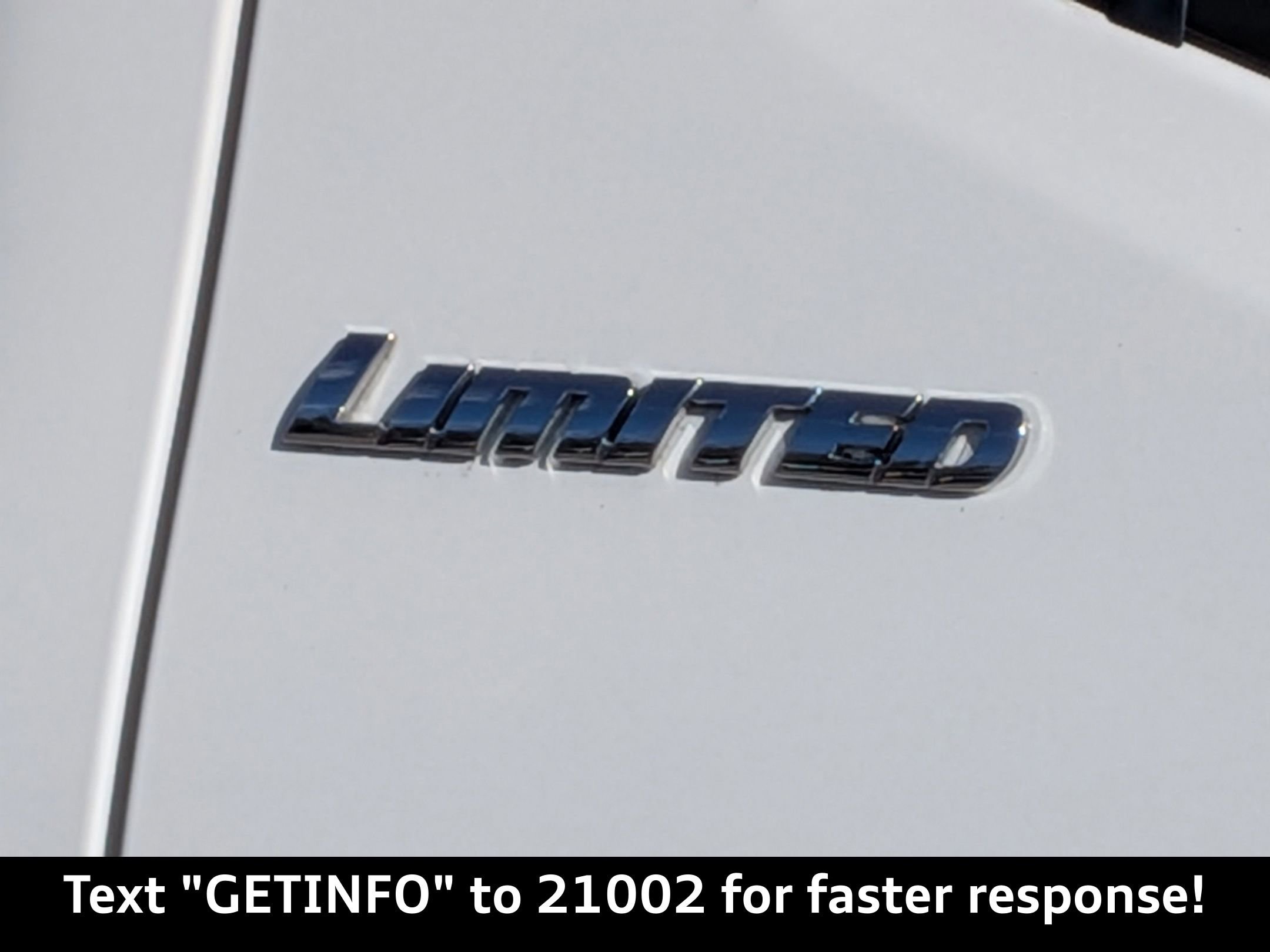 Used 2022 Toyota Tacoma Limited image 14